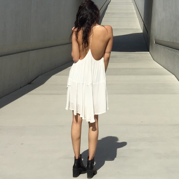 Dresses & Skirts - White dress
